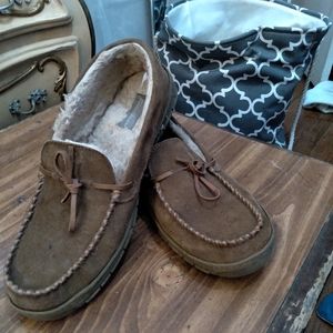Eddie Bauer Slippers size L (9.5-10.5) color-Tan& brown